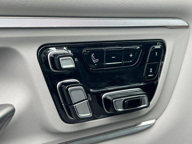new 2025 Ram 1500 car, priced at $83,065