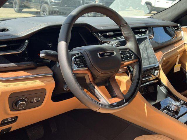 new 2025 Jeep Grand Cherokee car, priced at $56,711