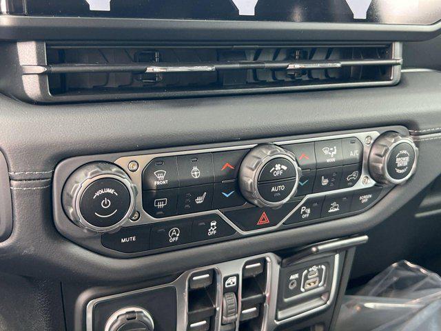 new 2025 Jeep Wrangler car, priced at $50,189