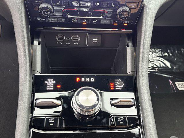 new 2025 Jeep Grand Cherokee car, priced at $54,085