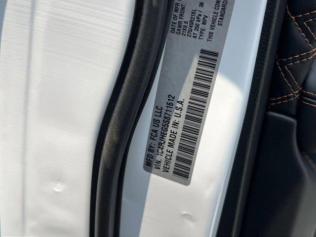 new 2025 Jeep Grand Cherokee car, priced at $57,500