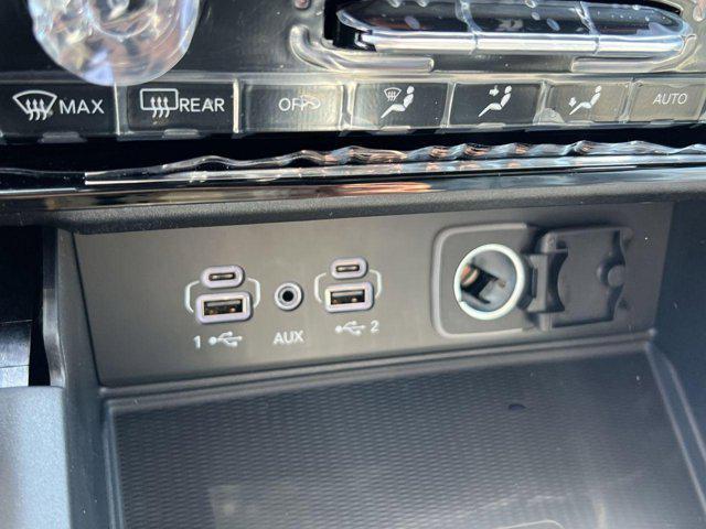 new 2025 Jeep Grand Cherokee car, priced at $45,616