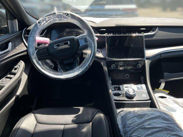 new 2025 Jeep Grand Cherokee car, priced at $45,616