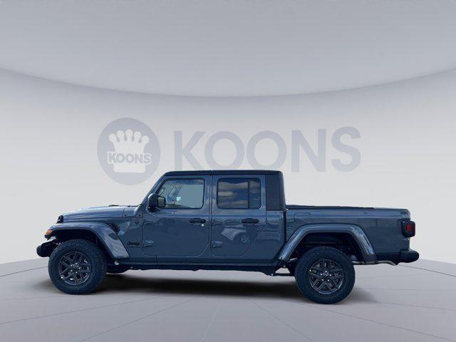 new 2025 Jeep Gladiator car, priced at $47,420