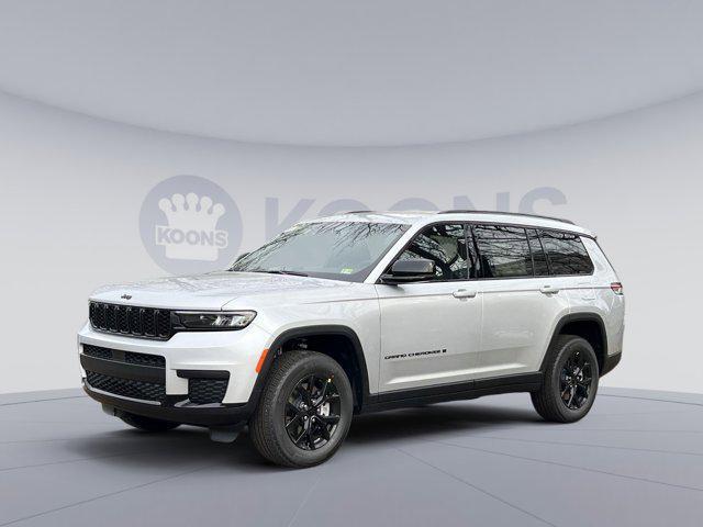 new 2024 Jeep Grand Cherokee L car, priced at $39,709