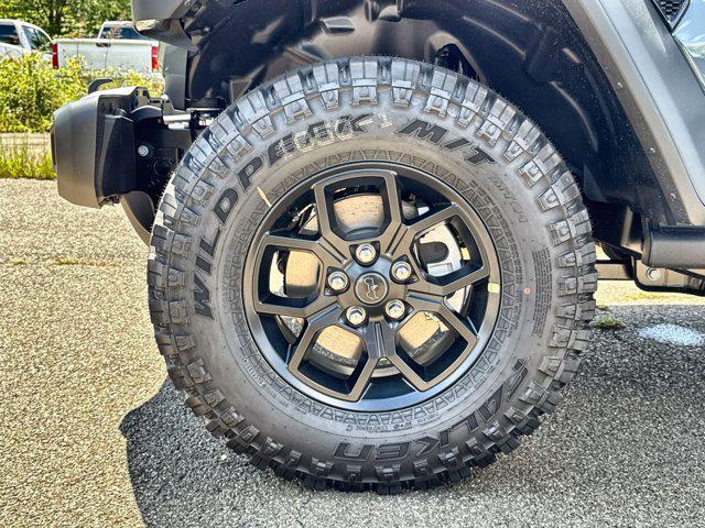 new 2025 Jeep Wrangler car, priced at $46,209
