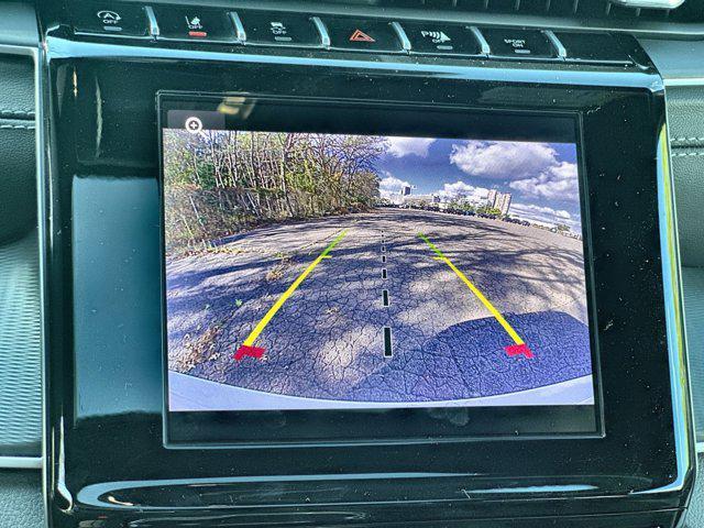 new 2025 Jeep Grand Cherokee car, priced at $36,989