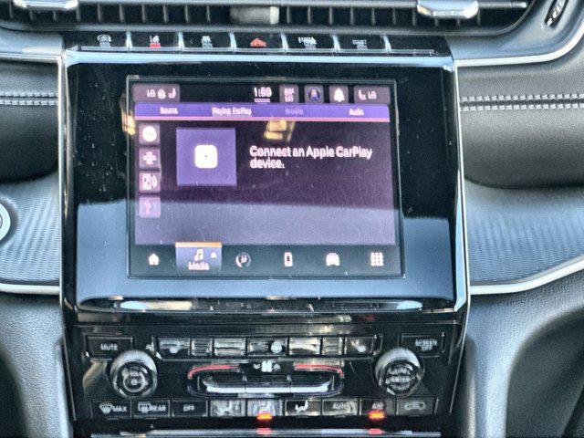 new 2025 Jeep Grand Cherokee car, priced at $36,989