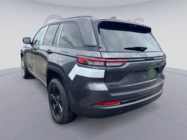 new 2025 Jeep Grand Cherokee car, priced at $44,516