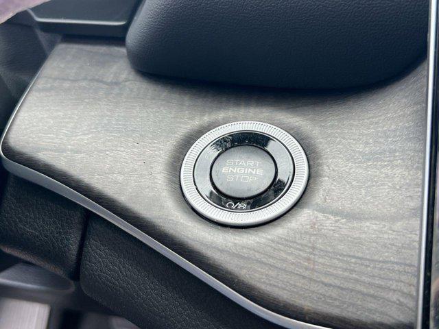new 2025 Jeep Grand Cherokee car, priced at $44,516