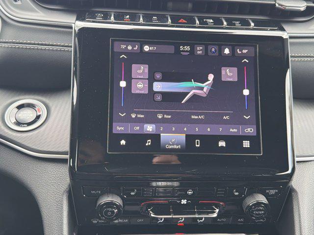 new 2025 Jeep Grand Cherokee car, priced at $36,989