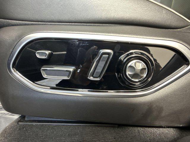 used 2025 Jeep Grand Cherokee car, priced at $52,500