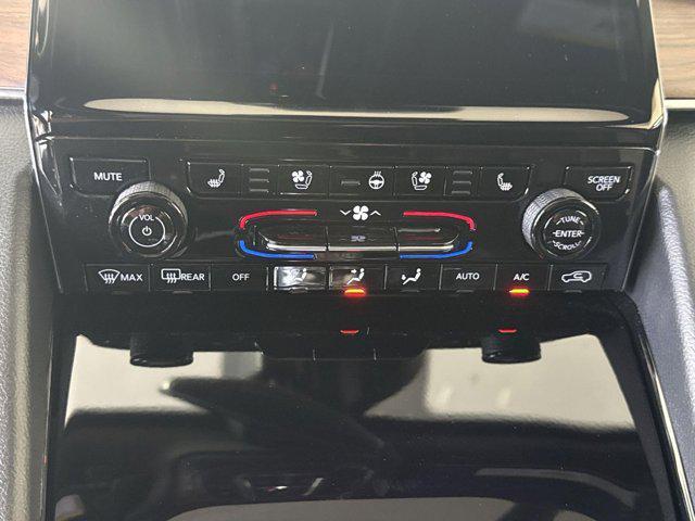 used 2025 Jeep Grand Cherokee car, priced at $52,500