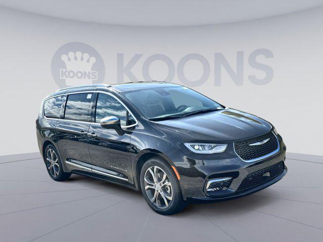 new 2026 Chrysler Pacifica car, priced at $46,553