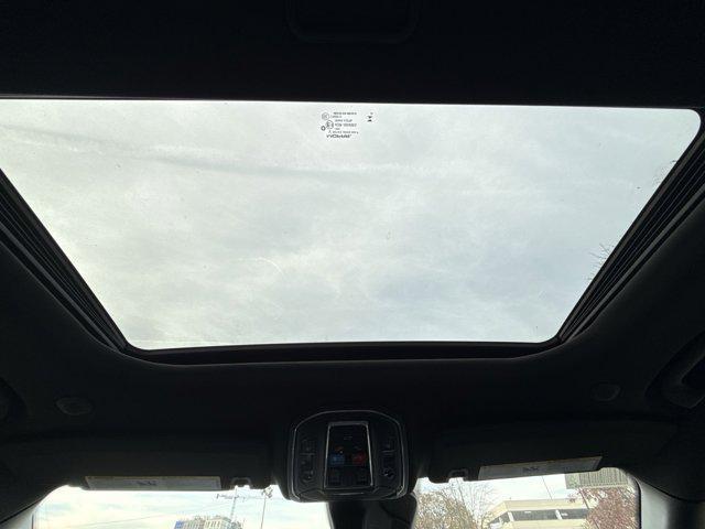 new 2025 Jeep Grand Cherokee car, priced at $37,487