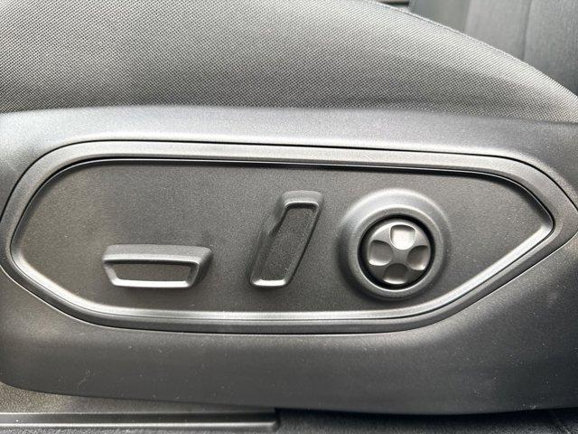 new 2025 Jeep Grand Cherokee car, priced at $37,487