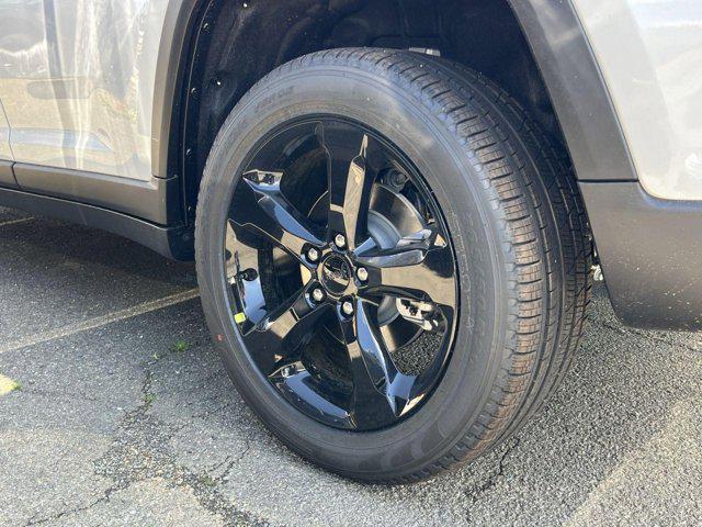 new 2025 Jeep Grand Cherokee car, priced at $45,080