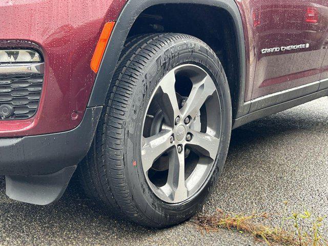 new 2024 Jeep Grand Cherokee car, priced at $45,944