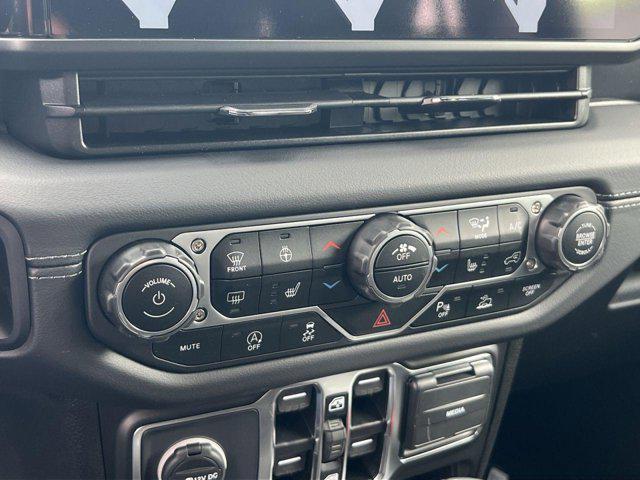 new 2025 Jeep Wrangler car, priced at $50,725