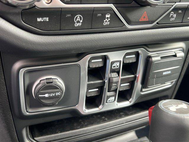 new 2025 Jeep Wrangler car, priced at $50,725
