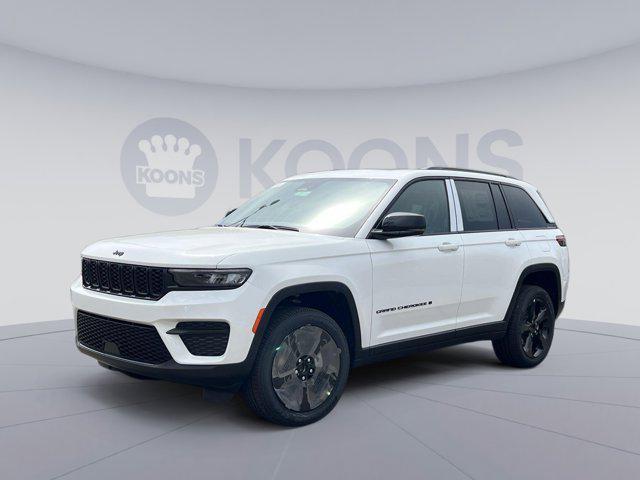 new 2025 Jeep Grand Cherokee car, priced at $37,646