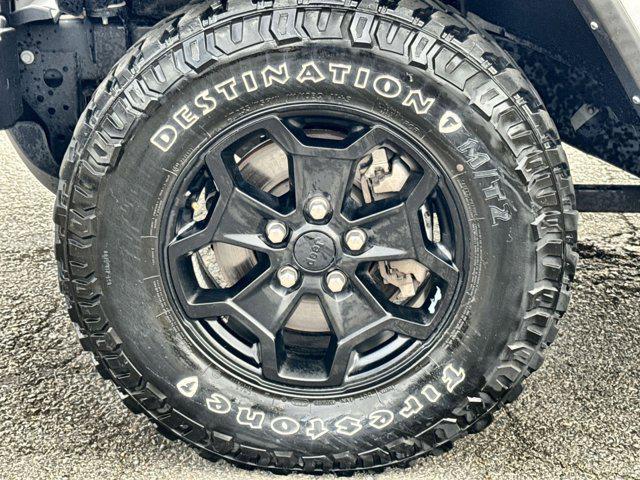 used 2022 Jeep Gladiator car, priced at $34,000