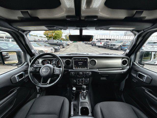 used 2022 Jeep Gladiator car, priced at $34,000