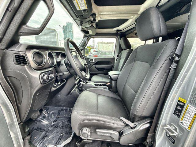 used 2022 Jeep Gladiator car, priced at $34,000