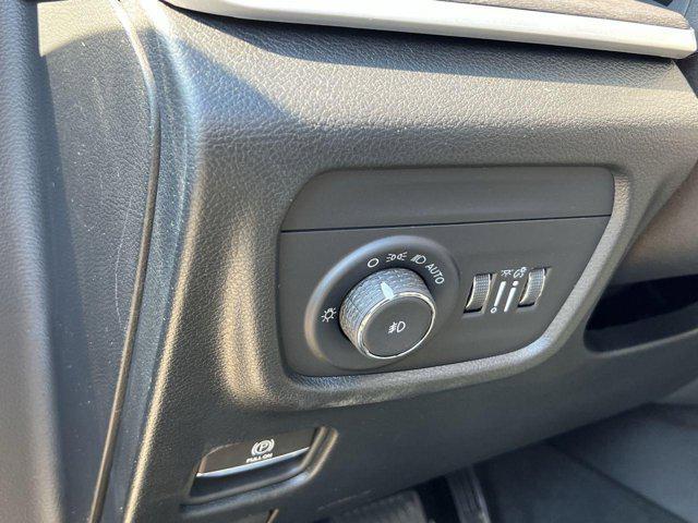 new 2025 Jeep Grand Cherokee car, priced at $46,312