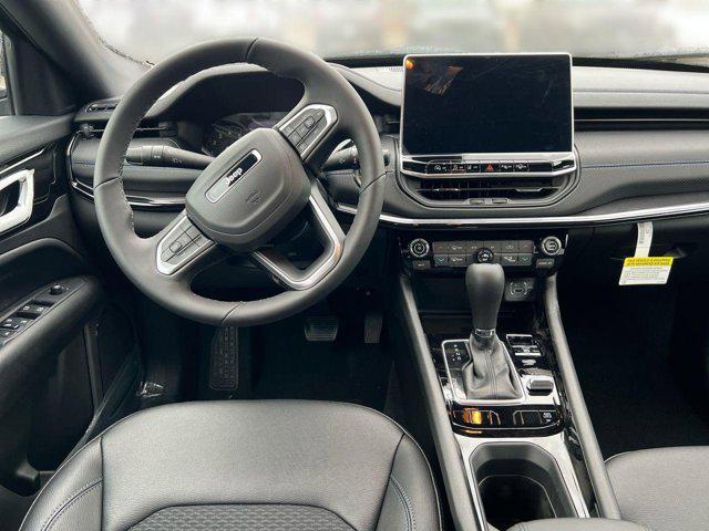 new 2025 Jeep Compass car, priced at $32,686