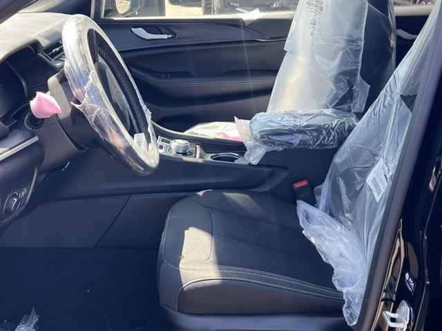 new 2025 Jeep Grand Cherokee car, priced at $35,222