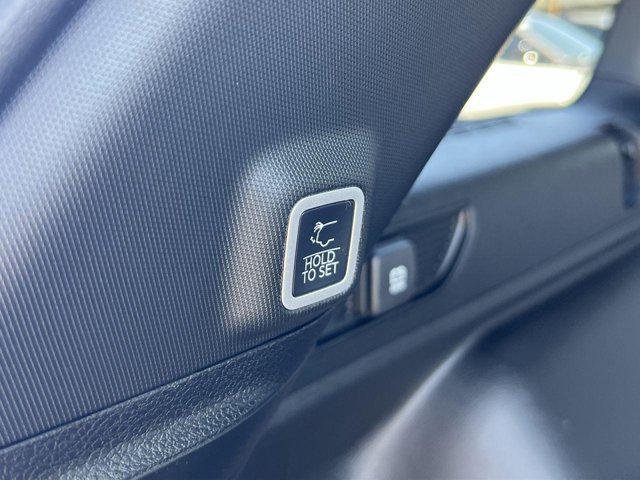 new 2025 Jeep Grand Cherokee car, priced at $35,222