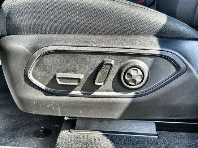 new 2025 Jeep Grand Cherokee car, priced at $35,257