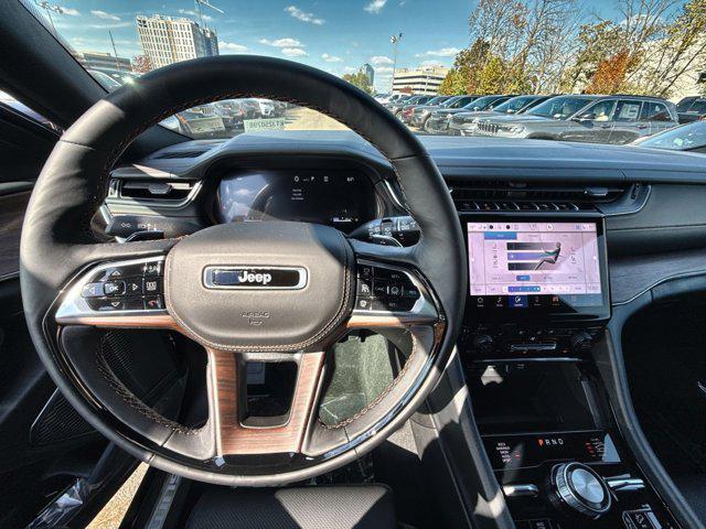 new 2025 Jeep Grand Cherokee car, priced at $56,282