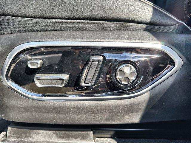 new 2025 Jeep Grand Cherokee car, priced at $56,282