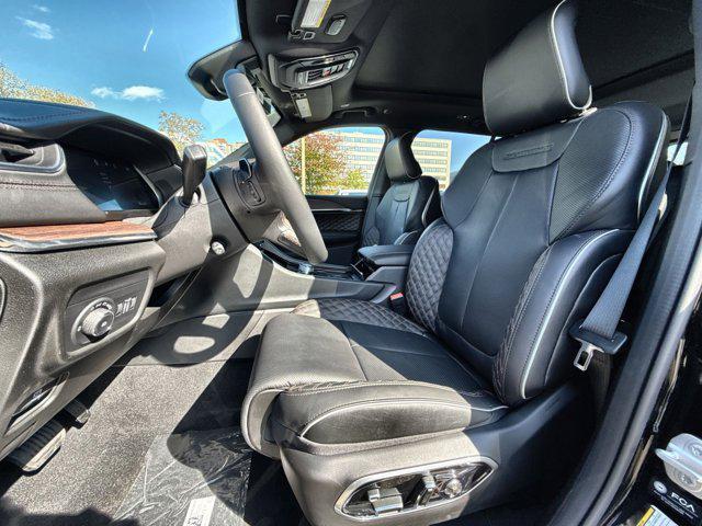 new 2025 Jeep Grand Cherokee car, priced at $56,282