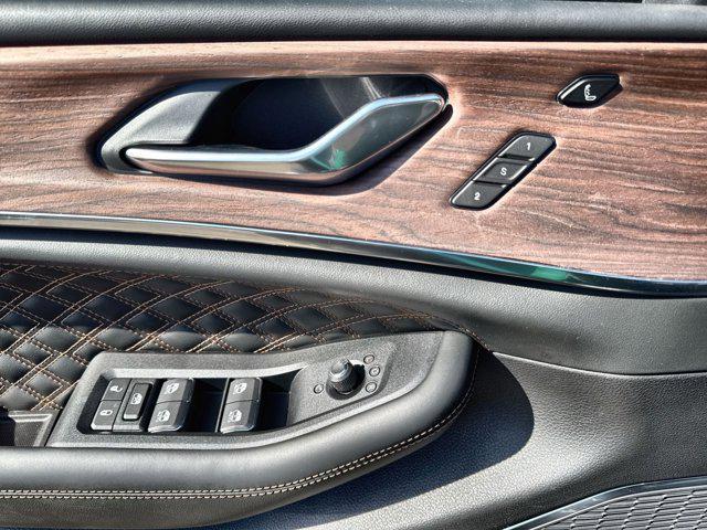 new 2025 Jeep Grand Cherokee car, priced at $56,282