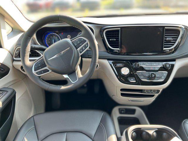 new 2024 Chrysler Pacifica car, priced at $38,469