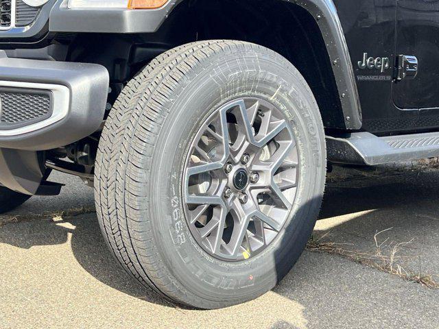 new 2025 Jeep Wrangler car, priced at $53,119