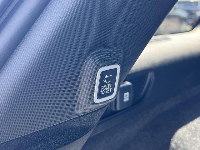 new 2025 Jeep Grand Cherokee car, priced at $56,781