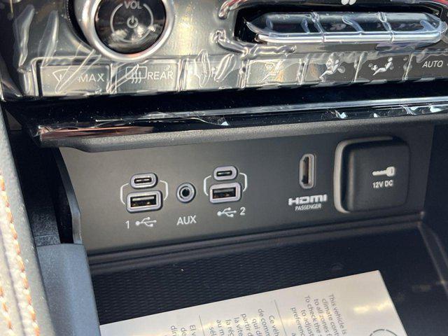 new 2025 Jeep Grand Cherokee car, priced at $56,781