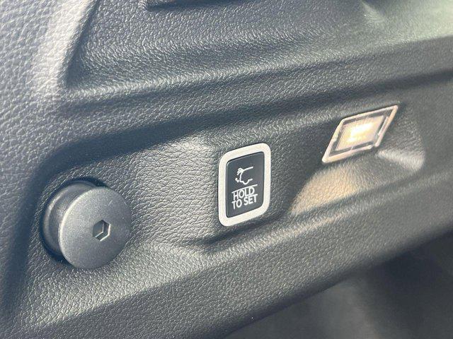 new 2025 Jeep Grand Cherokee L car, priced at $45,957