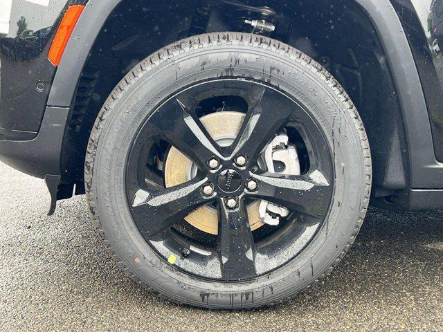 new 2025 Jeep Grand Cherokee L car, priced at $45,957