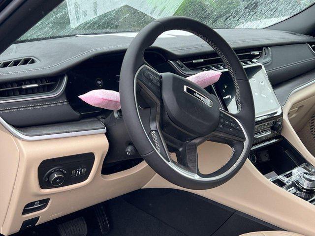new 2025 Jeep Grand Cherokee L car, priced at $45,957