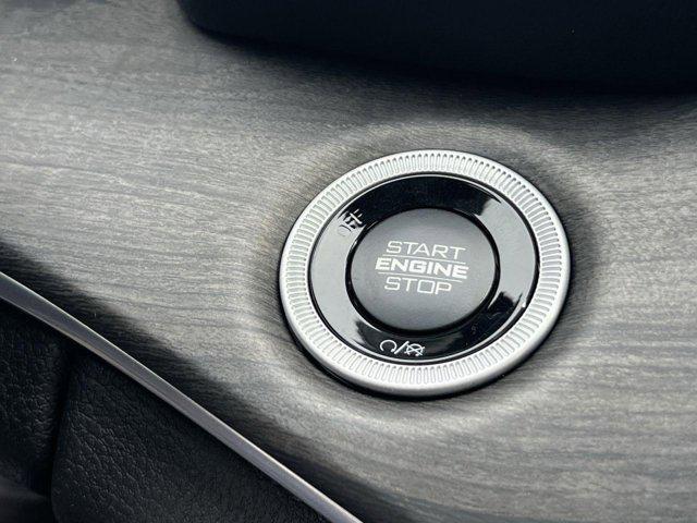 new 2025 Jeep Grand Cherokee car, priced at $42,859