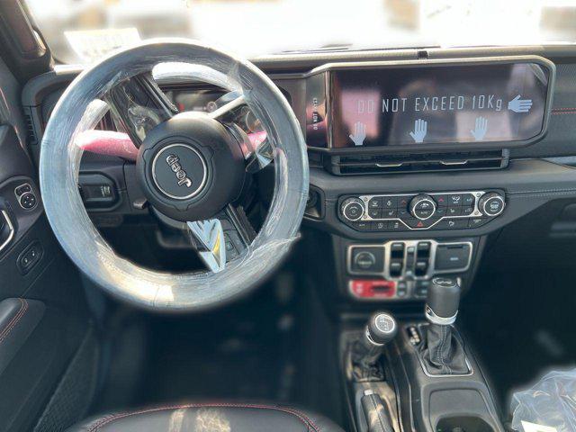 new 2025 Jeep Wrangler car, priced at $55,748