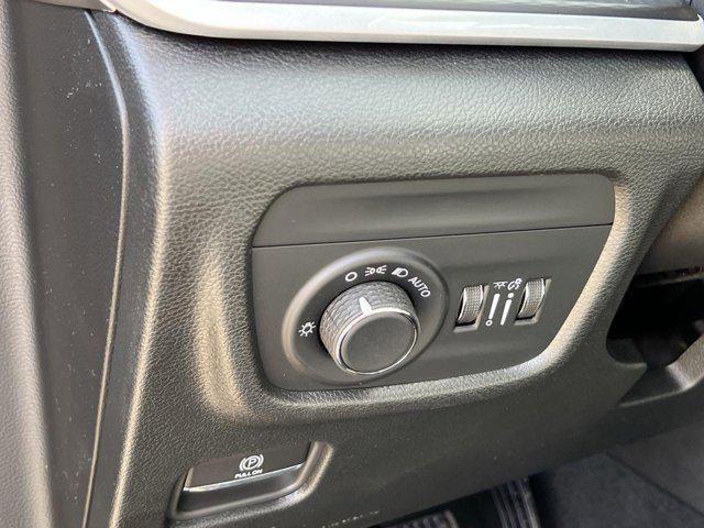 new 2025 Jeep Grand Cherokee L car, priced at $34,063