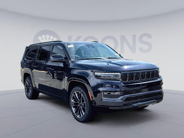 new 2025 Jeep Grand Wagoneer L car, priced at $93,411