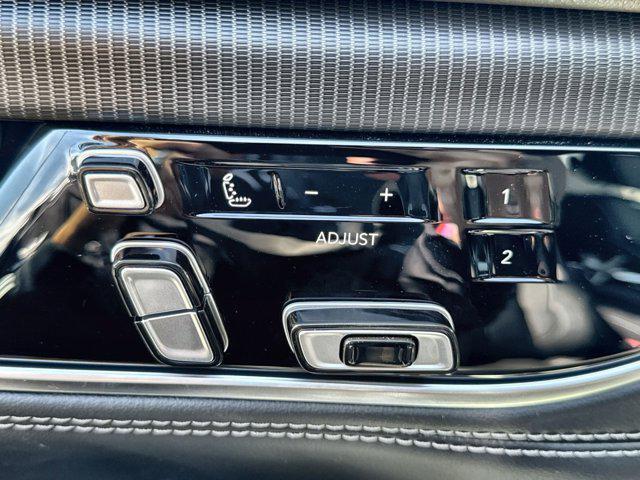 new 2025 Jeep Grand Wagoneer L car, priced at $93,411