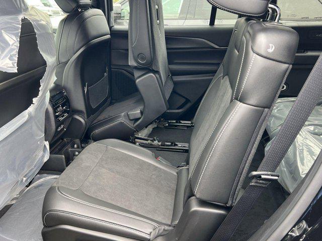 new 2025 Jeep Grand Cherokee L car, priced at $40,004